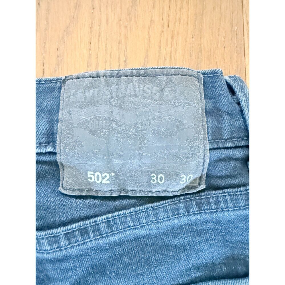 Levis 502 -  Navy Wash 30W by 28.5